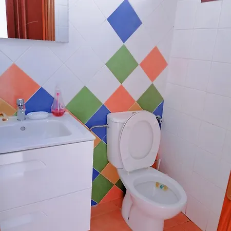 Big Puerto Rico Streetfront With Private Saltwater Jacuzzi Pool, Bbq, Kitchen & 3 Terraces Near Shopping Center Appartement