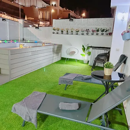 Appartement Big Puerto Rico Streetfront With Private Saltwater Jacuzzi Pool, Bbq, Kitchen & 3 Terraces Near Shopping Center