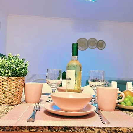 Apartment Big Puerto Rico Streetfront With Private Saltwater Jacuzzi Pool, Bbq, Kitchen & 3 Terraces Near Shopping Center *