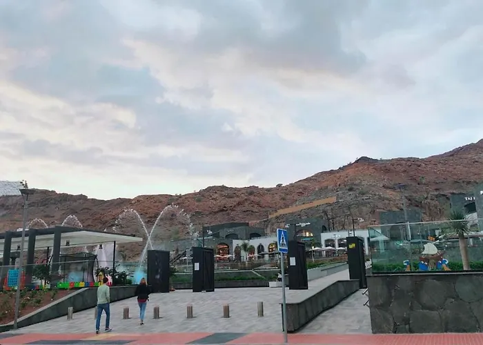 Big Puerto Rico Streetfront With Private Saltwater Pool, Kitchen, 3 Terraces& Private Parking , Near Shopping Center *