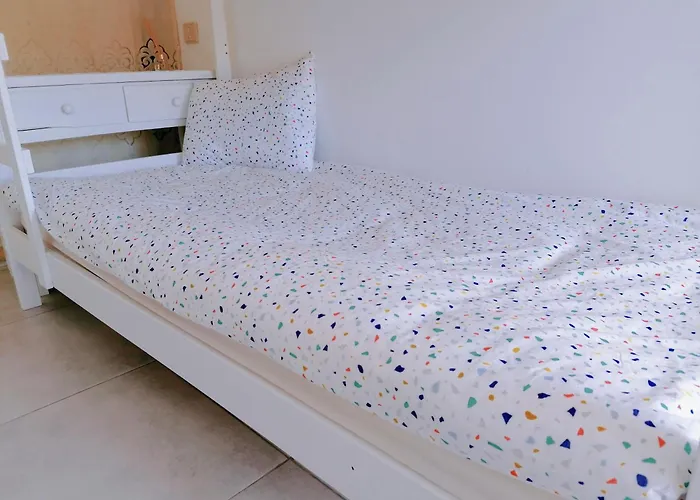 Big Puerto Rico Streetfront With Private Saltwater Pool, Kitchen, 3 Terraces& Private Parking , Near Shopping Center Lejlighed *