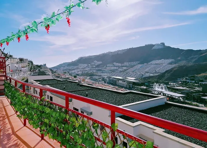 Lejlighed Big Puerto Rico Streetfront With Private Saltwater Pool, Kitchen, 3 Terraces& Private Parking , Near Shopping Center Puerto Rico (Gran Canaria)