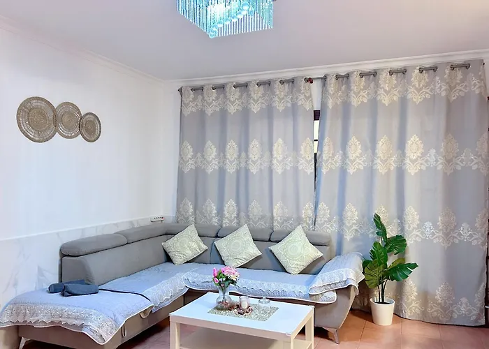 Big Puerto Rico Streetfront With Private Saltwater Pool, Kitchen, 3 Terraces& Private Parking , Near Shopping Center *